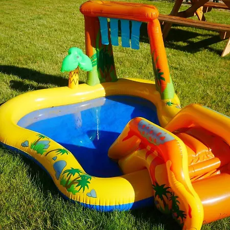 Kaszubskie Wzgorze - Caloroczne Drewniane