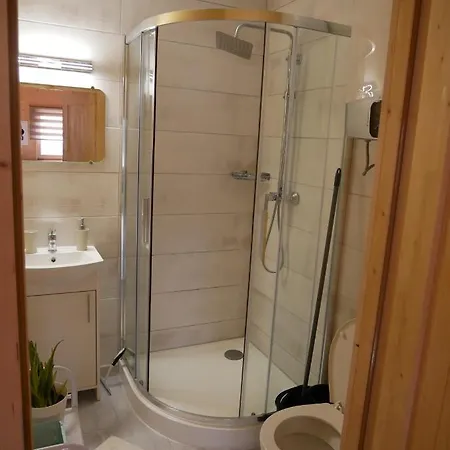 Kaszubskie Wzgorze - Caloroczne Drewniane *