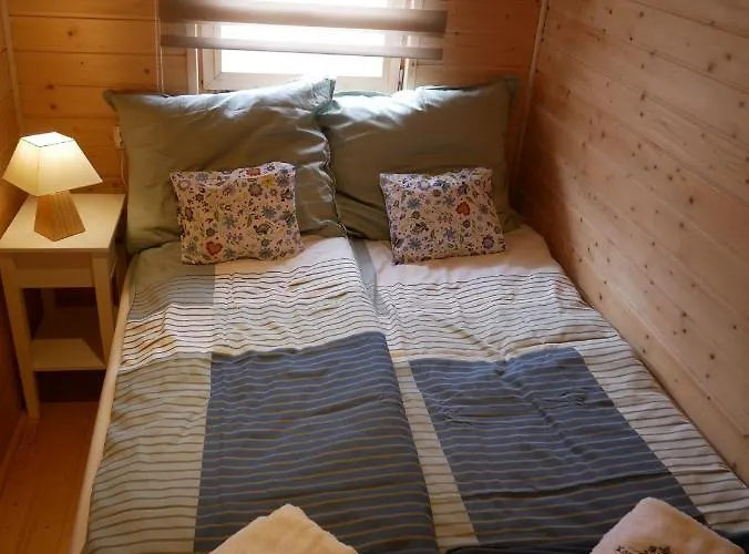 Kaszubskie Wzgorze - Caloroczne Drewniane *