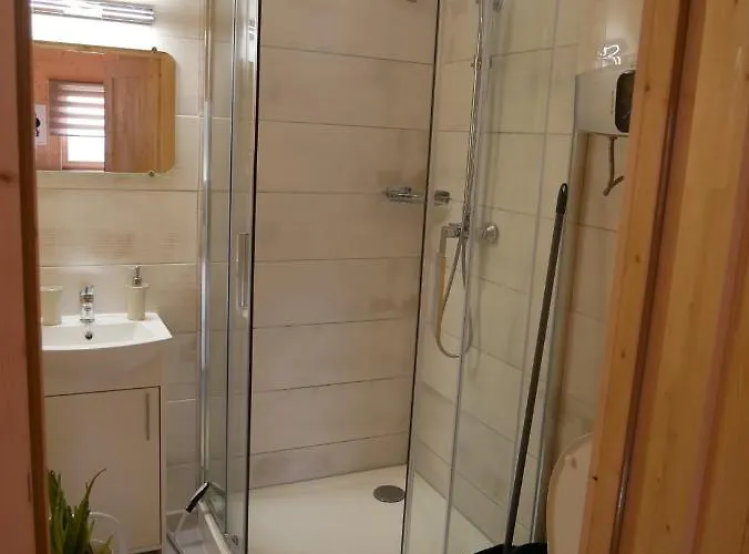 Kaszubskie Wzgorze - Caloroczne Drewniane *