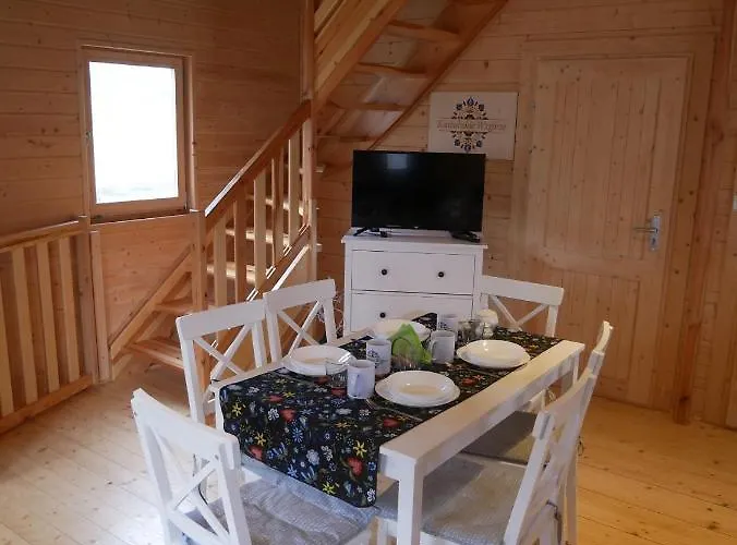 Kaszubskie Wzgorze - Caloroczne Drewniane Gerendaház *